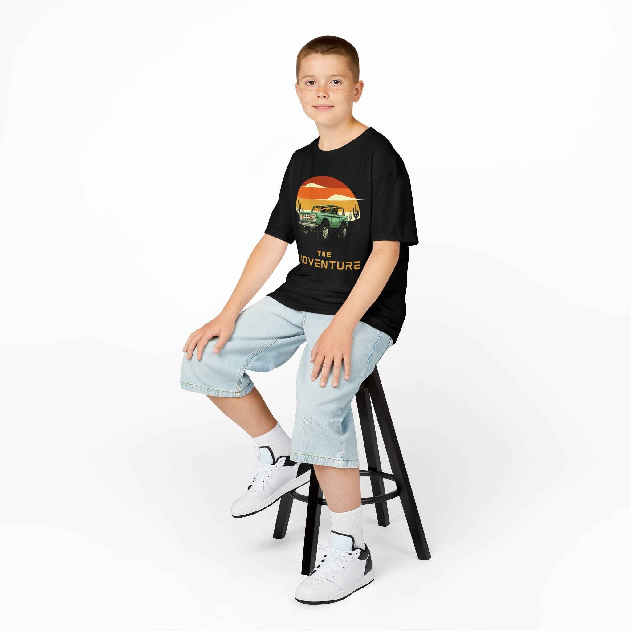 Vintage Jeep Adventure Sunset T-Shirt – Off-Road Explorer Tee